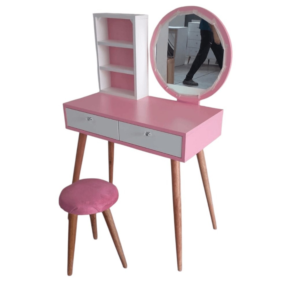 Tocador rosado de 125x80x40 cm con espejo y banquito