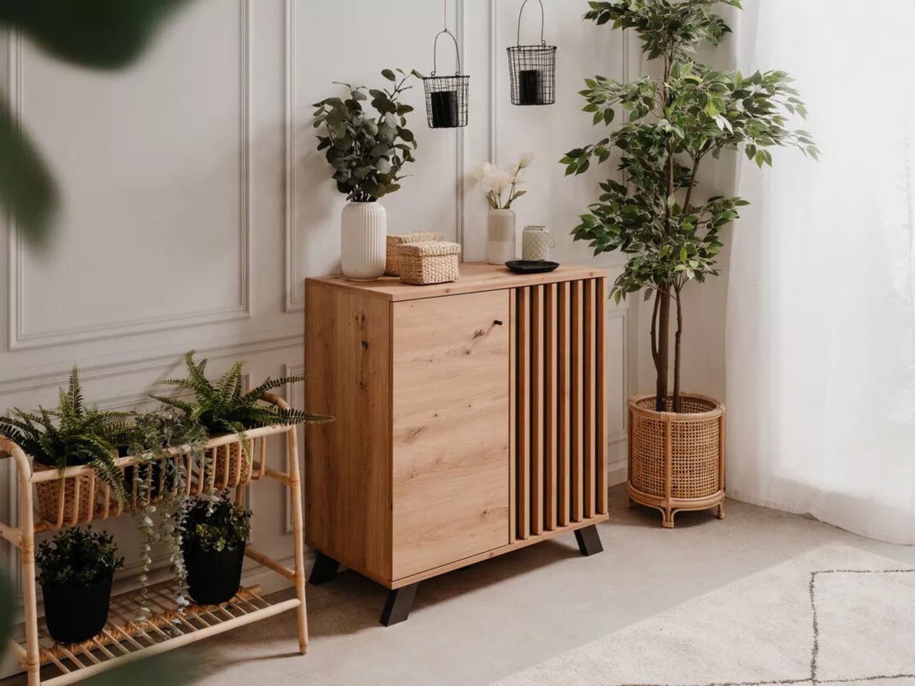 Aparador moderno 2 puertas Ramiro color Duna/Negro TU MESITA