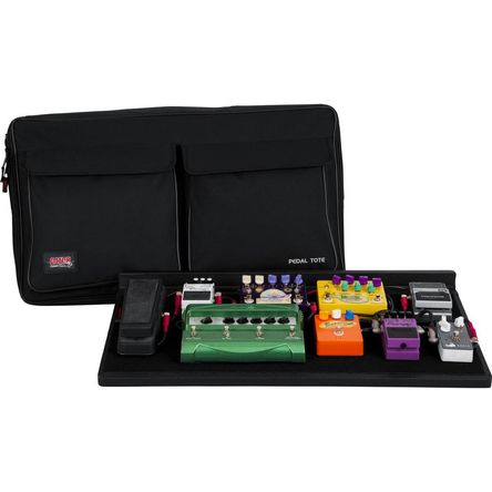 Gator Pro Size Pedalboard con Bolsa de Transporte y Fuente de Alimentación - Incluye Cables de Poder 758354-REG Gator Pro Size Pedalboard con Bolsa de Transporte y Fuente de Alimentación - Incluye Cables de Poder 758354-REG
