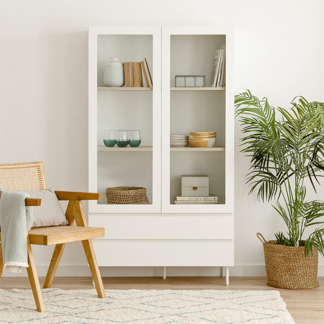 Vitrina Contemporánea Elly color Blanco 2 cajones TU MESITA