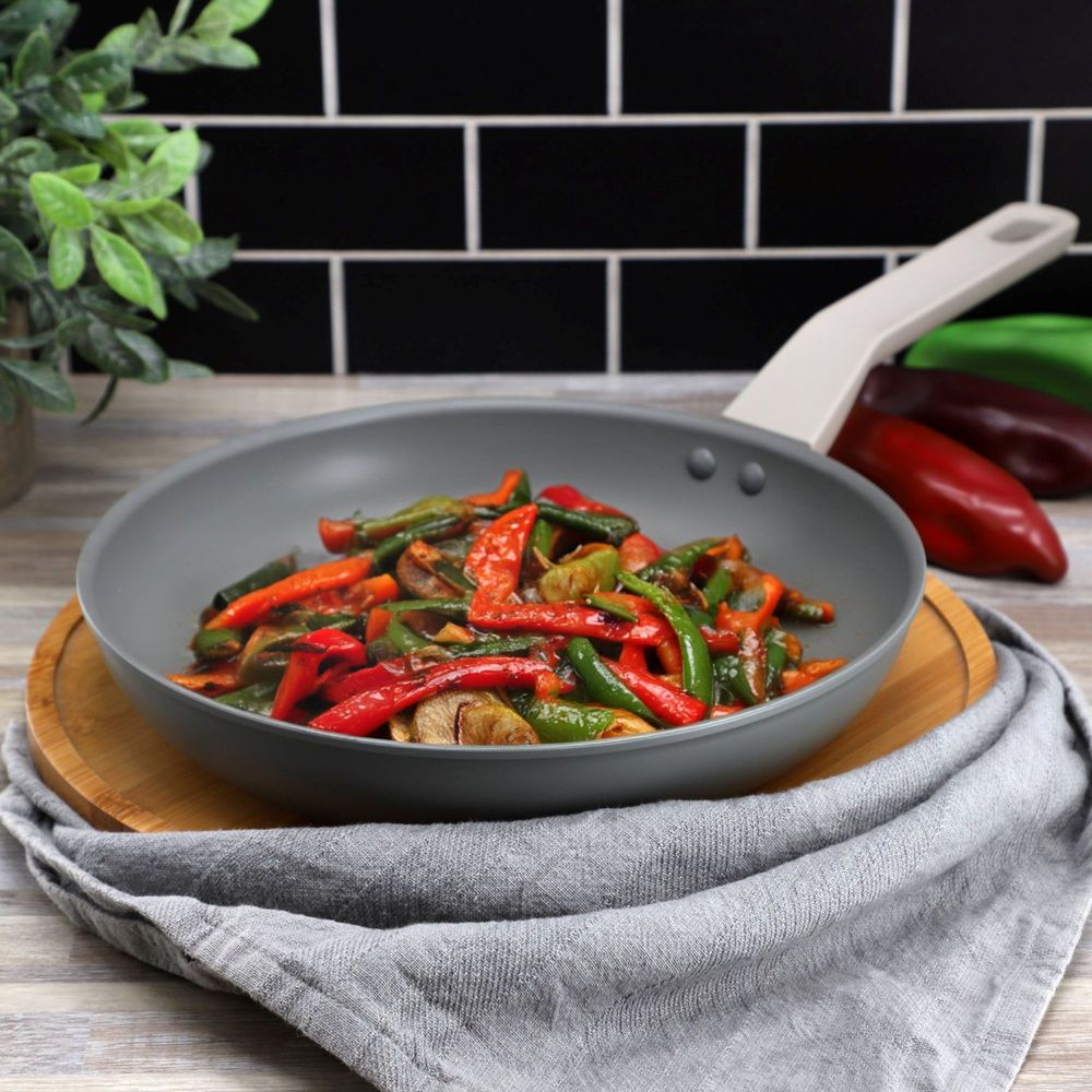 Sartén OSTER Aluminio Antiadherente 25cm Ambrose - Promart