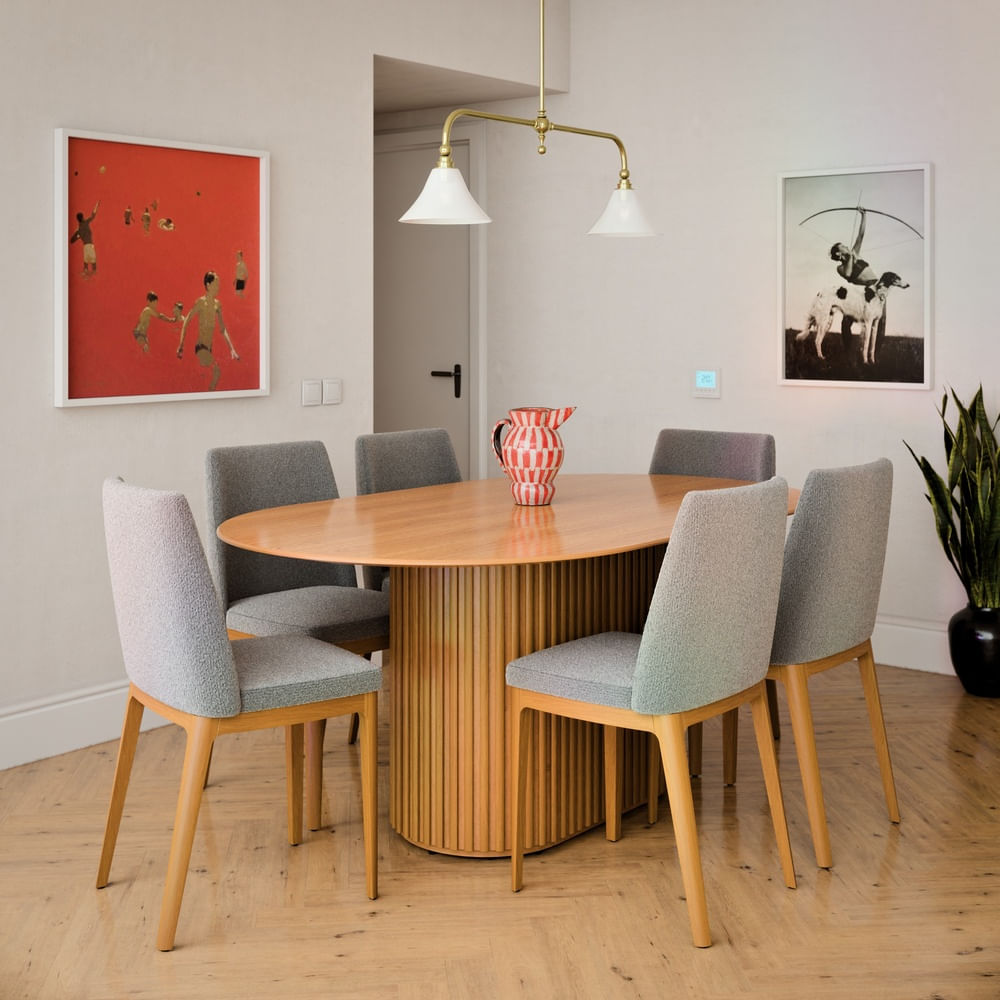 COMEDOR 6 SILLAS OVAL 1.8 Y SILLAS CITY BOUCLE GRIS