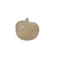 Delicado adorno decorativo en forma de manzana -412-363621