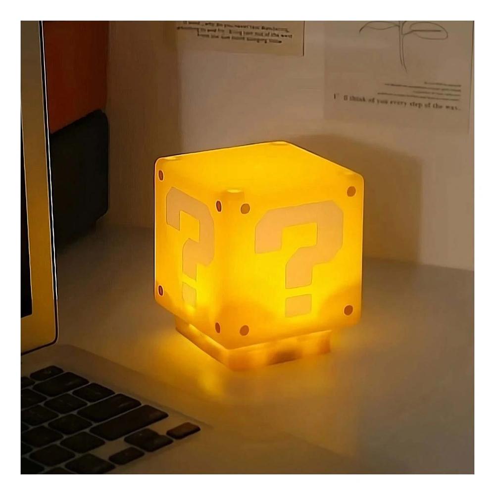 Luminaria Cubica Led con Sonido Ambiental y Color Amarillo de Videojuego Y+Papel Regalo