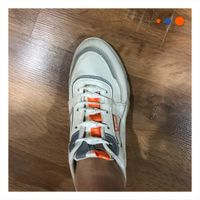 Sujeta Cable de Silicona Resistente para Uso Diario en Casa y Trabajo Blanco Y+Regalo Sticker