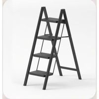 Escalera plegable 4 escalones resistente compacta negra antideslizante uso hogar oficina
