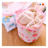 Funda Malla para Limpieza Ropa Formato Cilindro Blanco con Flores Seguro Y+Post It