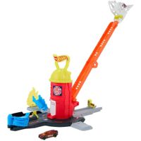HOT WHEELS PISTA ESTACION DE BOMBERO