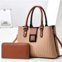 Bolso de gran capacidad de PU  cremallera  Chavelly estilo americano. Negro