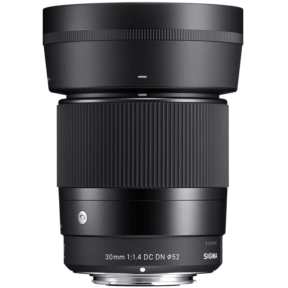 Sigma 30mm f/1.4 DC DN Contemporary Lens Canon RF - Abertura f/1.4, 48mm equivalente, Moto