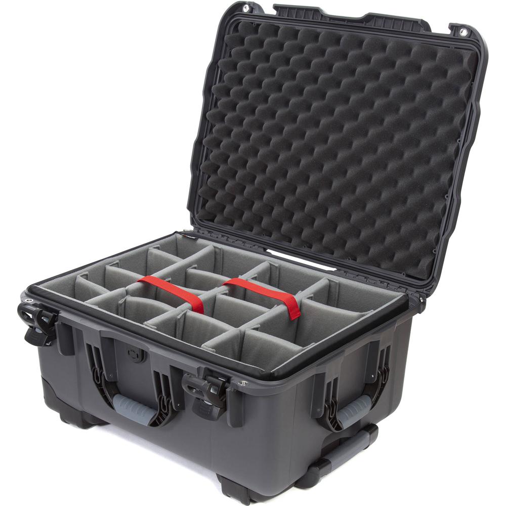 Nanuk 950 Estuche Duro con Ruedas y Divisores Acolchados - Capacidad 51.9L, Impermeable IP