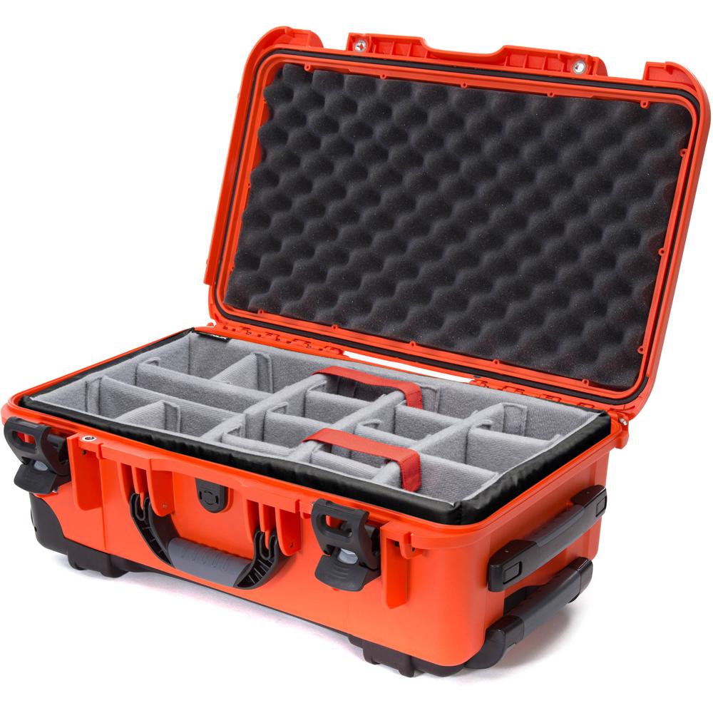 Nanuk 935 Maleta Dura con Ruedas y Divisores Acolchados - Naranja, 28.5L, Impermeable, Res