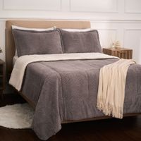 Edredon OI26 Text Chevron Topo