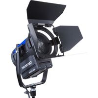 Dracast Fresnel 200 LED Tungsten Light - 0-100% Dimming, CRI 95, Bajo Consumo de Energía