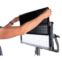 Creamsource Honeycomb Grid Vortex8 LED Panel - Reduce Spill Light y Enfoque Selectivo
