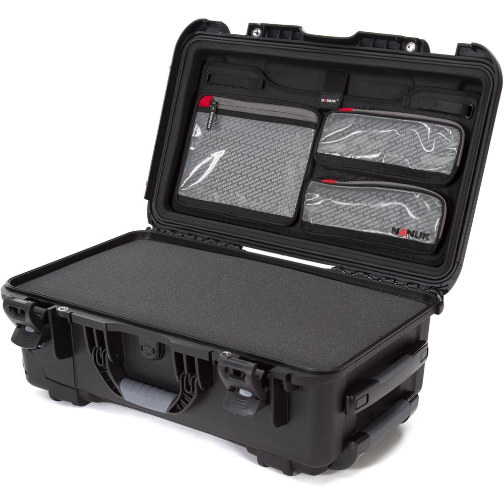 Nanuk 935 Estuche Duro con Ruedas y Espuma (Negro, 28.5L) - Impermeable, Resistente a Golp