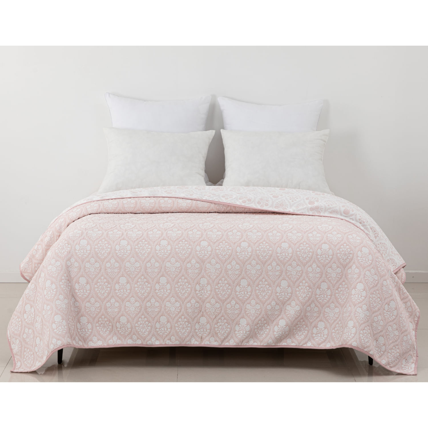 Cubrecama Jacquard Flores Beige Pv27