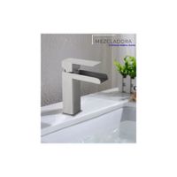 MEZCLADORA MONOCOMANDO DE LAVATORIO MEDIANO CASCADA SATINADO M304-0404