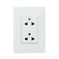 Tomacorriente Doble Universal con Tierra OPALUX KF6208TR