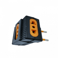 ADAPTADOR TRIPLE ROBOT 20A COLORES