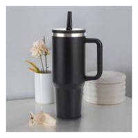 Termo 1200ML en Color Negro con Asa y Pico en ABS y Acero para Bebidas