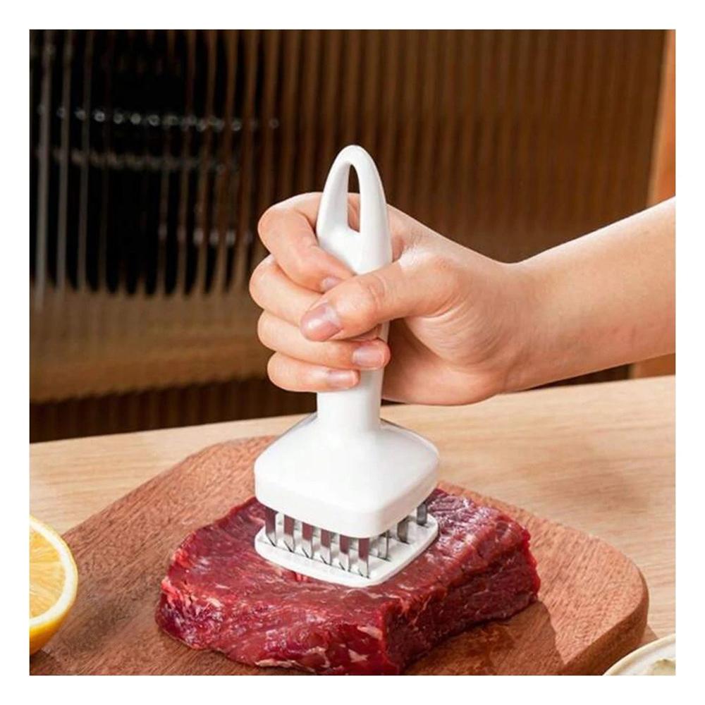 Martillo Ablandador de Carne Blanco con 24 Agujas para Cocina y Preparacion Facil