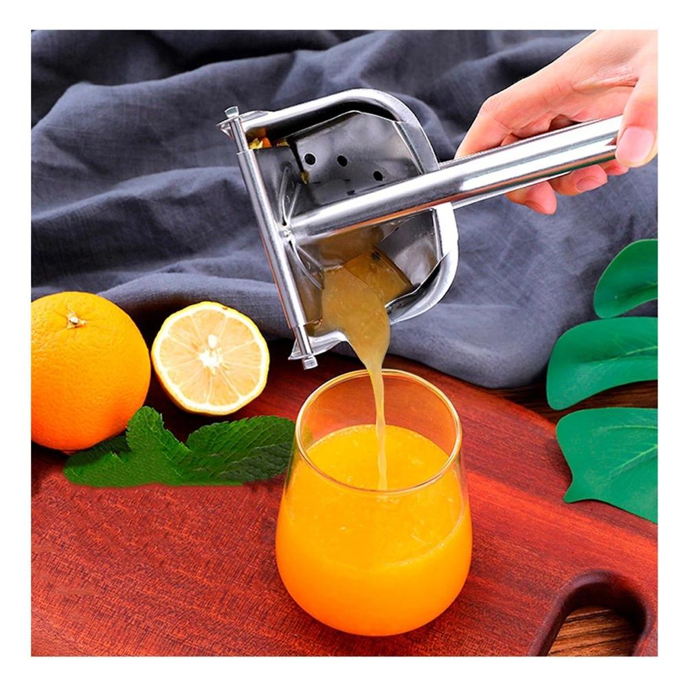 Exprimidor de Naranja fabricado en Acero Inoxidable Color en Color Plateado YPapel Regalo