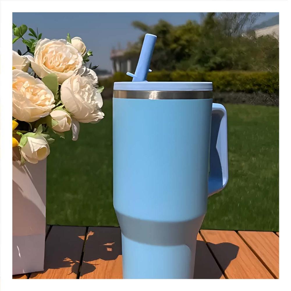 Termo en Color Celeste con Pico Integrado y Asa Comoda 1200ML de ABS y Acero YPapel Regalo