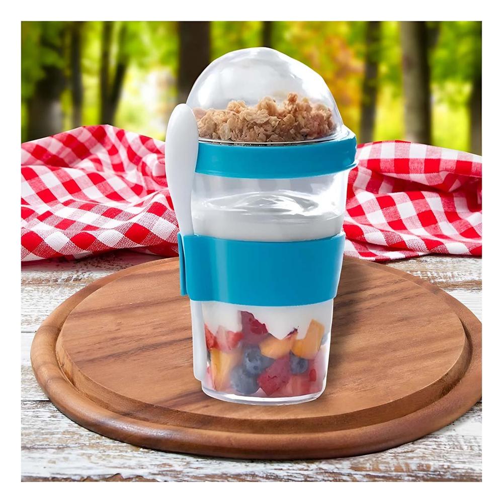 Vaso para Yogurt y Cereal 350 Ml Celeste con Cuchara para Uso Diario en Movimiento