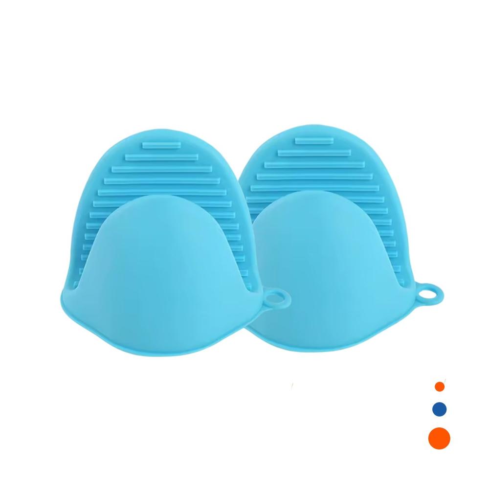 Guantes Cubiertos de Silicona Celeste para Tareas de Cocina y Hogar 7.3x9.5cm Y Regalo Sticker