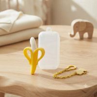 MORDEDOR BANANA  EN ESTUCHE - CADENA AMARILLA