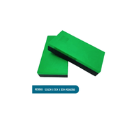 JUEGO DE 2 BLOQUES DE LIJADO VERDE CON ESPONJA AC 13.5CMX7CMX3CM