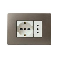 TOMACORRIENTE DOBLE 1 SCHUKO Y 1 3 EN LINEA S33 PLACA PIEDRA Y DADOS S22 BLANCOS SINTHESI