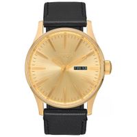Reloj Nixon Sentry A105510 Fecha Acero Inoxidable Dorado Correa De Cuero Negro Dial Dorado