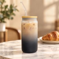 6 VASOS VIDRIO CON TAPA DE BAMBU Y SORBETE 550 ML