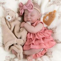MUÑECA BEBÉ REBORN AORI NIÑA DORMIDA CON CHUPÓN MAGNÉTICO 50 CM