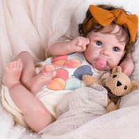 MUÑECA BEBÉ REBORN AORI NIÑA CON CAJA DE REGALO 50 CM
