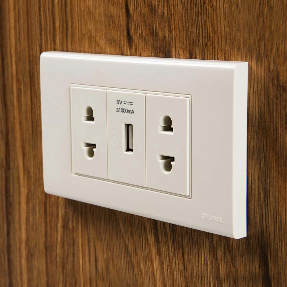 tomacorriente con usb