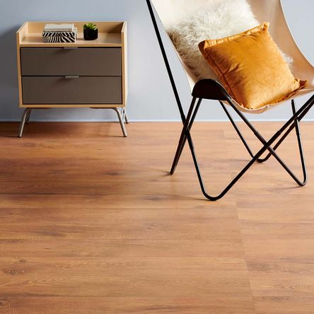 Piso Laminado AC4 8 Mm Roble Cuba Biselado Caja:2.22m2 - Promart