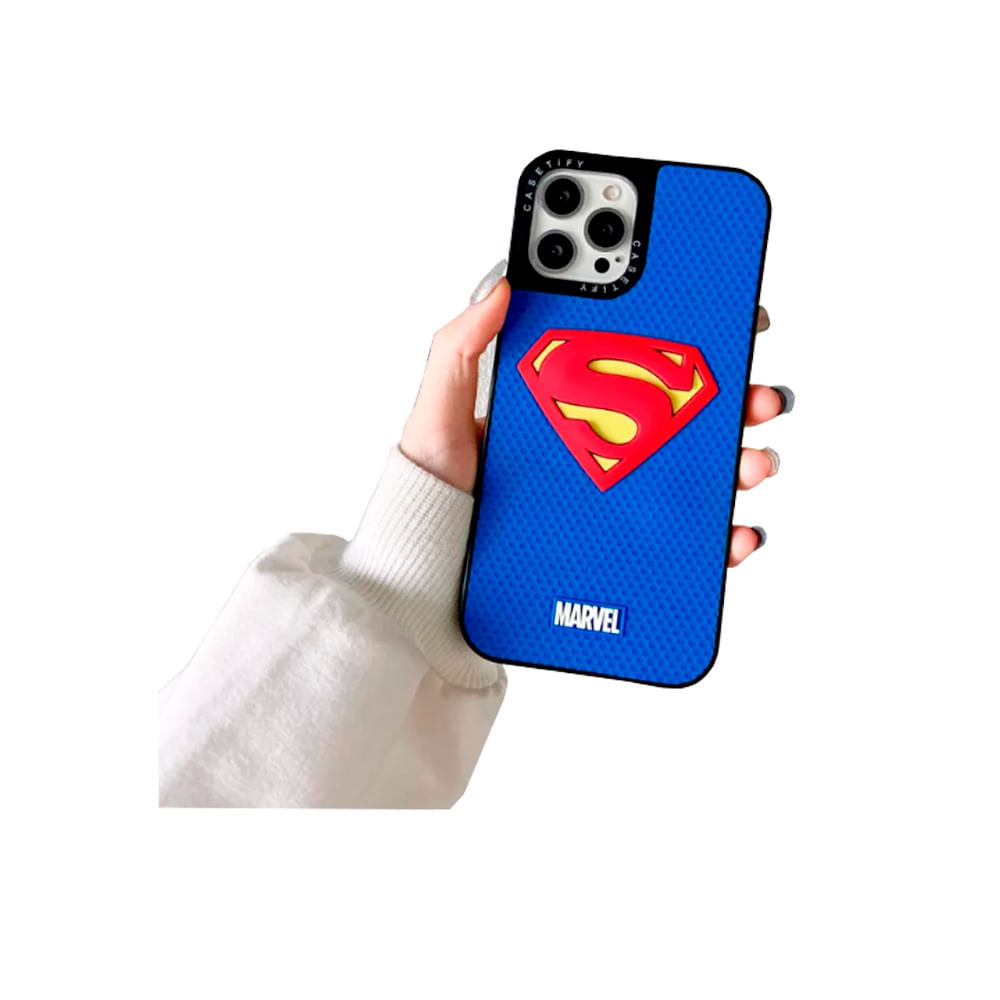 Case silicona Marvel Superman para iphone 12