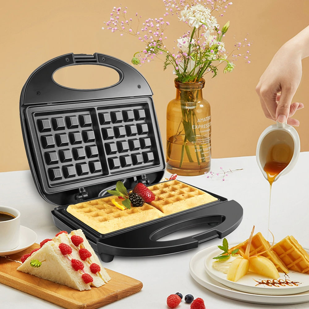 MAQUINA PARA WAFFLES WAFFLE MAKER BLANIK BWM032