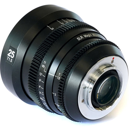 Lente SLR Magic MicroPrime Cine 25 mm T1.5 (montura MFT)