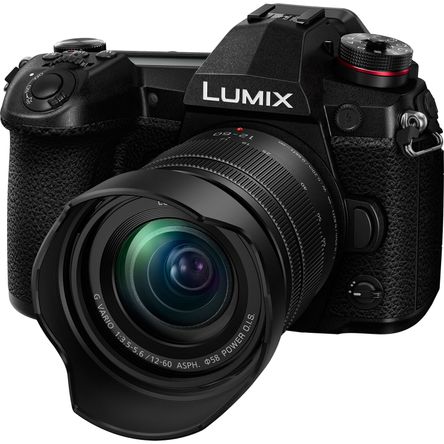 Cámara Mirrorless Panasonic Lumix G9 con Lente 12 60Mm F 3.5 5.6