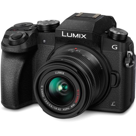 Cámara Mirrorless Panasonic Lumix G7 con Lente 14 42Mm Negro