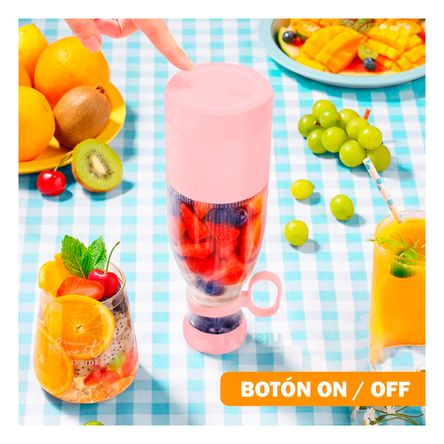 Licuadora Portatil Recargable Multiuso de Tono Rosado Licuadora Portatil Recargable Multiuso de Tono Rosado