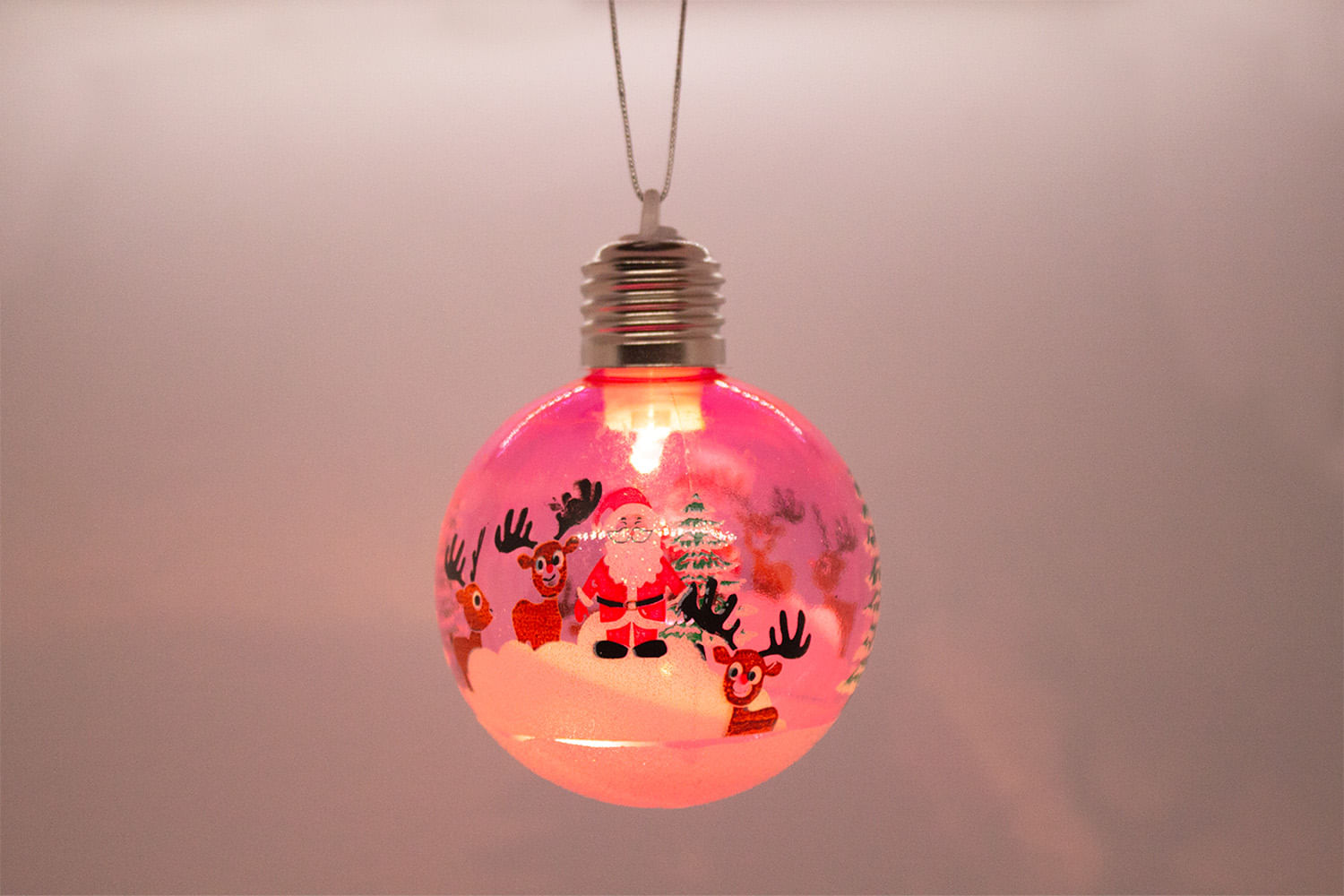 Set x 6 bolas Rosada navideñas Papá Noel Luxes LUZ LED 8cm