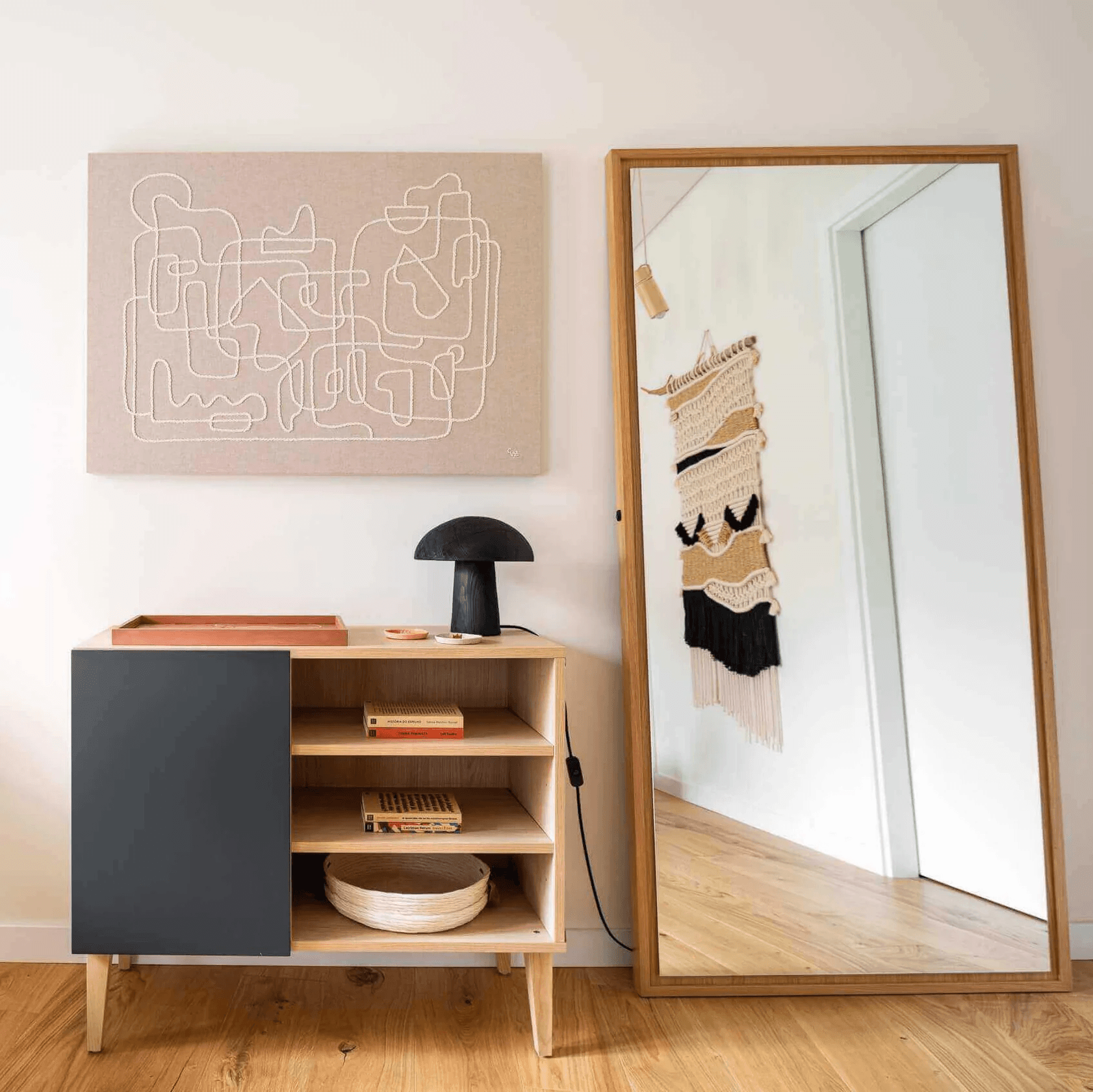 Aparador Compacto Beky 1 puerta color Duna/Negro TU MESITA