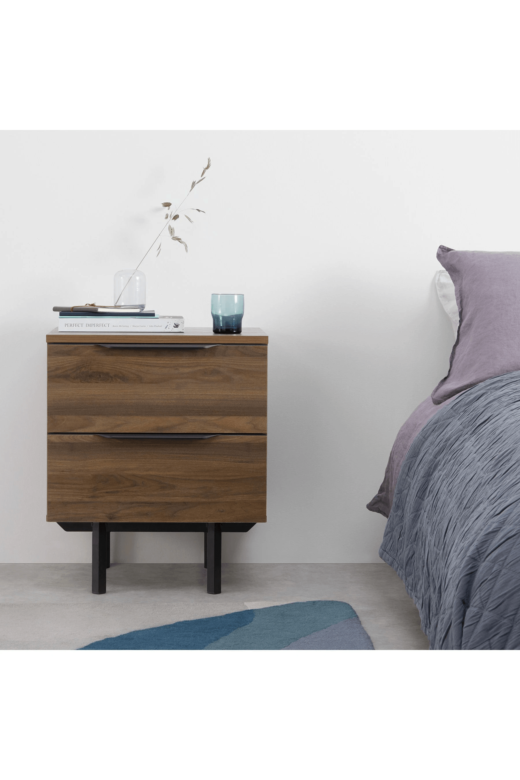 Velador Mesa de Noche Tom color Marrón 2 cajones TU MESITA