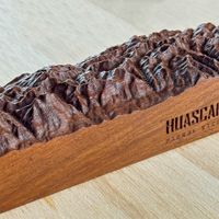 Wisnu Escultura Topográfica del Parque Nacional Huascarán A3 (38x4x4 cm) Escala 1 / 340 000