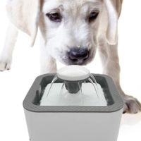 Fuente Electrica Bebedero De Agua Para Mascotas Color Blanco